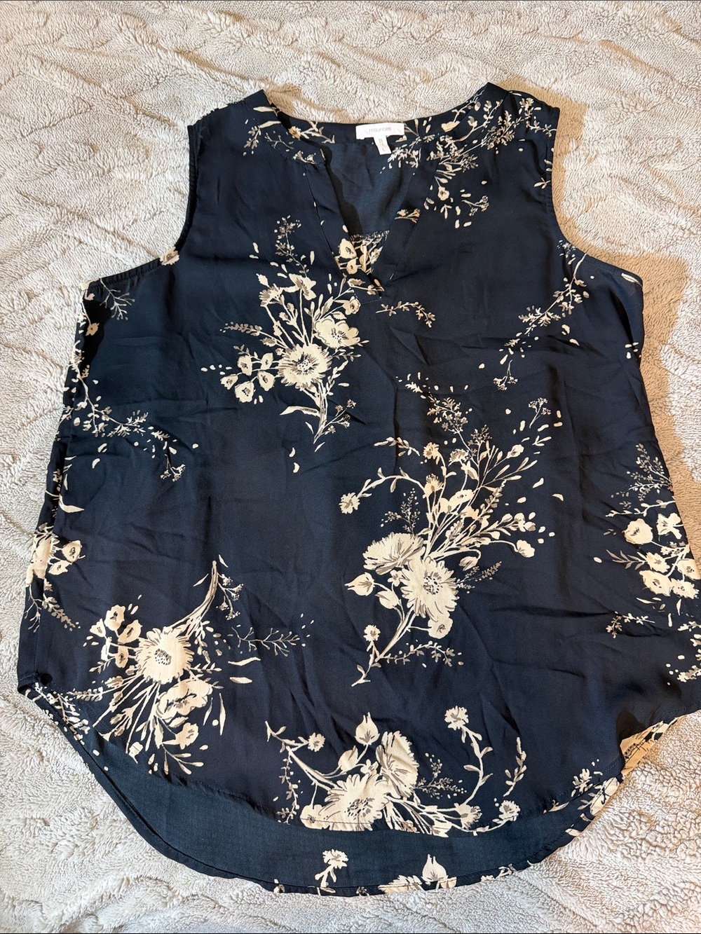 Maurices Black and Cream Floral V-Neck Sleeveless Camisole